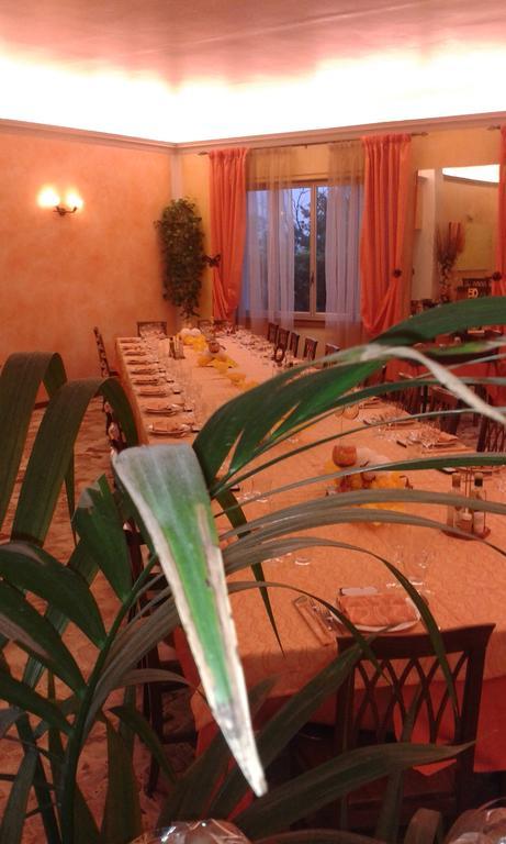 Albergo Del Turista Vernasca Zewnętrze zdjęcie