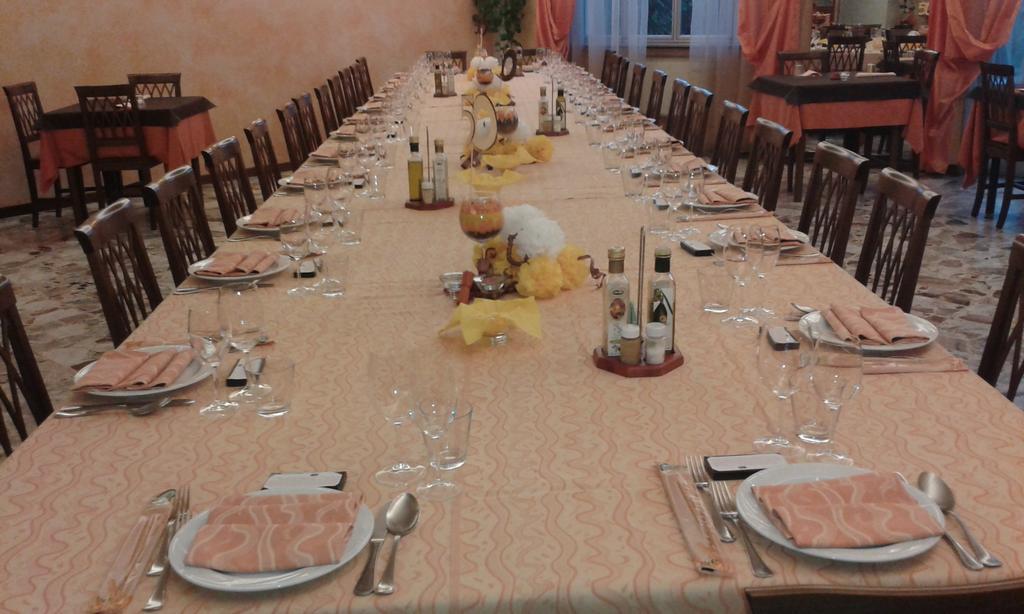 Albergo Del Turista Vernasca Zewnętrze zdjęcie