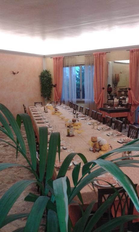 Albergo Del Turista Vernasca Zewnętrze zdjęcie